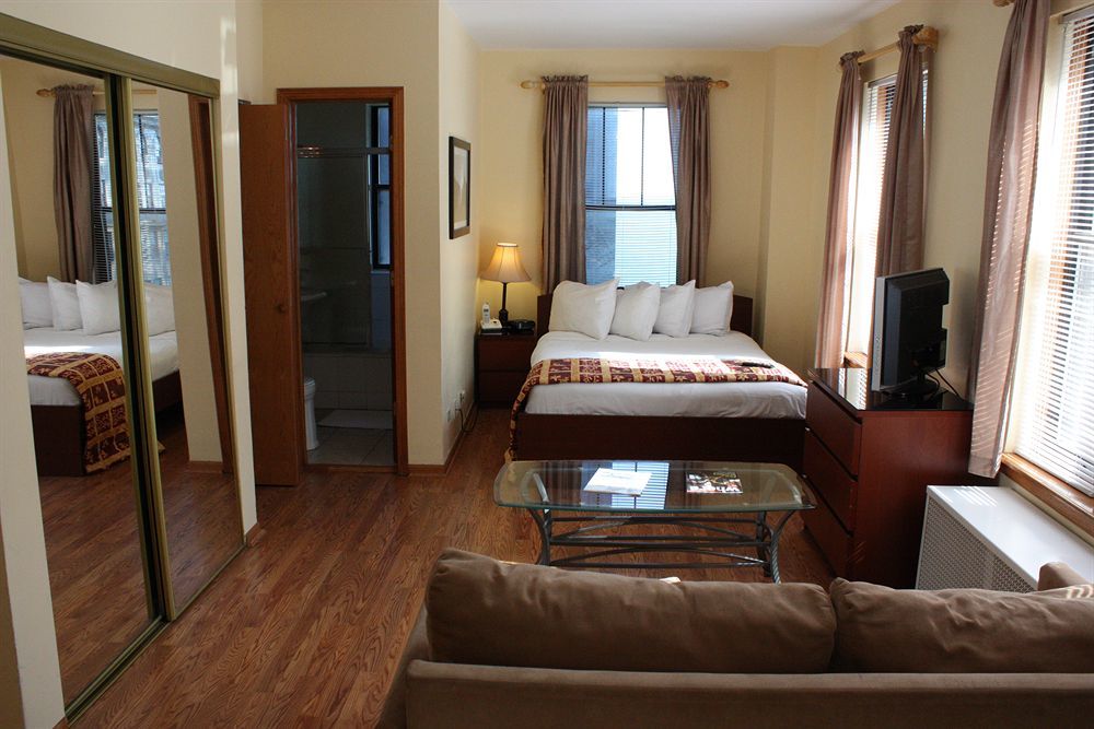 Dewitt Hotel And Suites Chicago Exterior photo